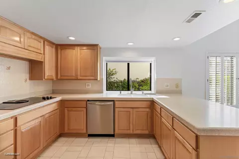 2021 Sonora Ct, Vista, CA 92081 photo 16