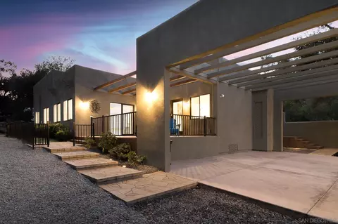9763 Rancho Dr, Escondido, CA 92029 photo 2