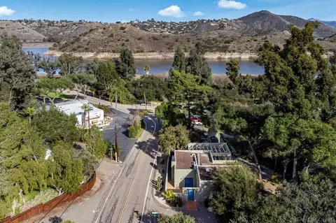 9763 Rancho Dr, Escondido, CA 92029 photo 7