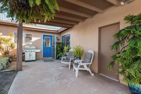 Exterior - 4434 Kittiwake Way, Oceanside, CA 92057 photo 7 of 18