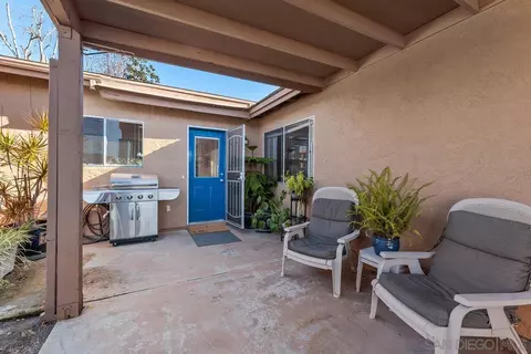 Exterior - 4434 Kittiwake Way, Oceanside, CA 92057 photo 5 of 18