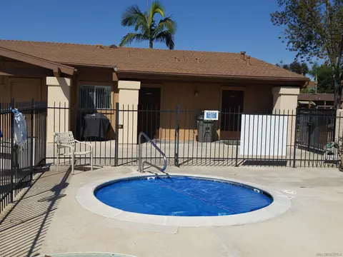 Exterior - 4434 Kittiwake Way, Oceanside, CA 92057 photo 15 of 18