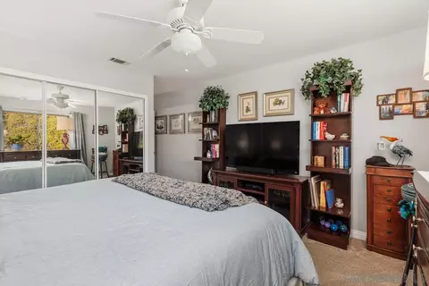 Bedroom - 4434 Kittiwake Way, Oceanside, CA 92057 photo 2 of 3