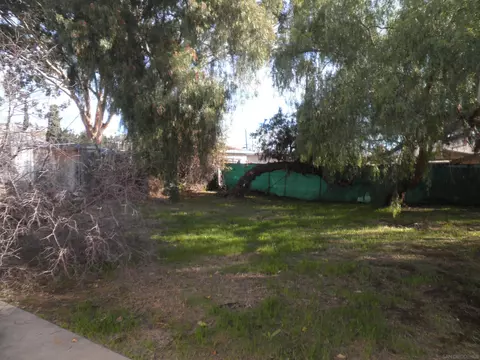 619 Ramona Ave, Spring Valley, CA 91977 photo 9