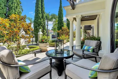 618 A Ave, Coronado, CA 92118 photo 3