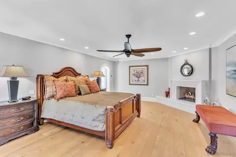 618 A Ave, Coronado, CA 92118 photo 19