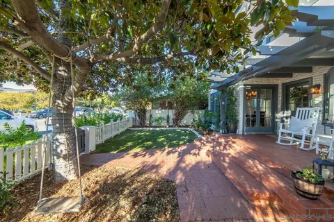 817 A Ave, Coronado, CA 92118 photo 5