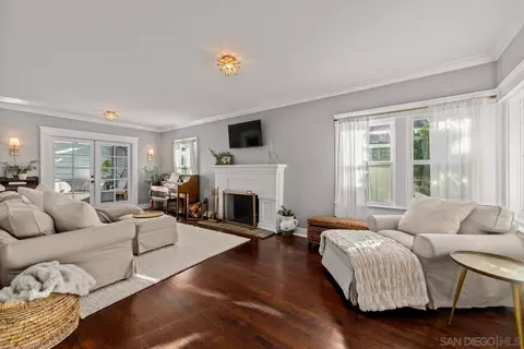 817 A Ave, Coronado, CA 92118 photo 7