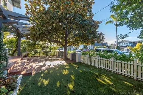 817 A Ave, Coronado, CA 92118 photo 4