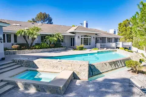 4936 Yerba Santa Dr, San Diego, CA 92115