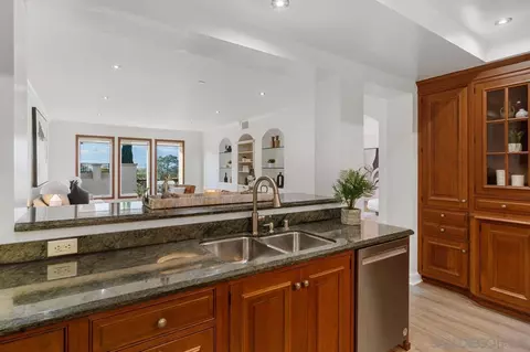 Kitchen - 1030 Genter St #201, La Jolla, CA 92037 photo 5 of 5
