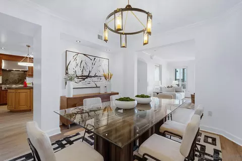 Dining - 1030 Genter St #201, La Jolla, CA 92037 photo 5 of 8