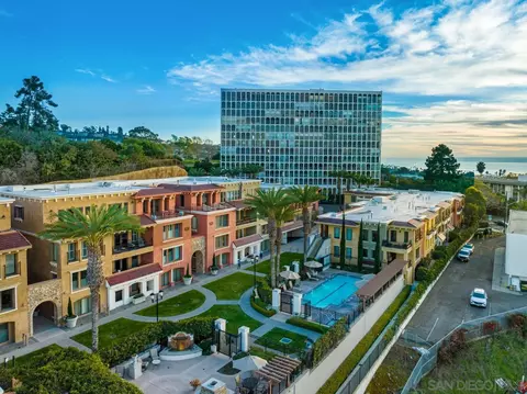 View/Area - 1030 Genter St #201, La Jolla, CA 92037 photo 1 of 5