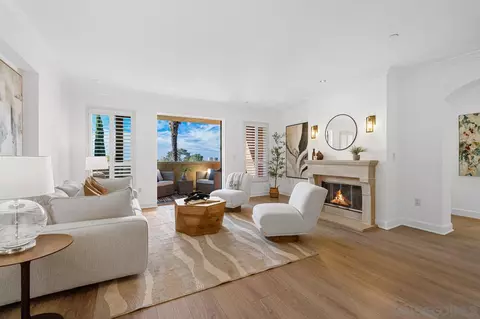 Living - 1030 Genter St #201, La Jolla, CA 92037 photo 7 of 8