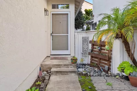 1935 Intrepid Way, Vista, CA 92081 photo 3