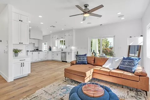 134 Park Blvd, El Cajon, CA 92021 photo 9