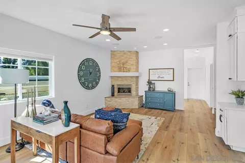 134 Park Blvd, El Cajon, CA 92021 photo 11