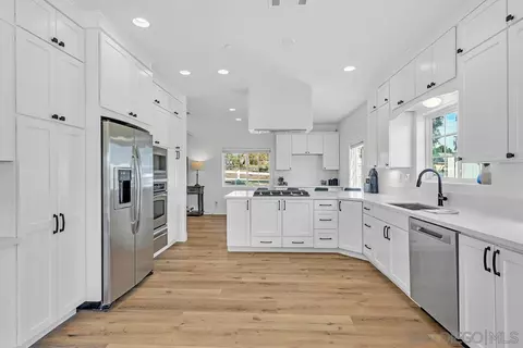134 Park Blvd, El Cajon, CA 92021 photo 12
