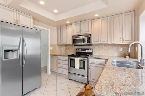 4539 Cordoba Way, Oceanside, CA 92056 photo 9