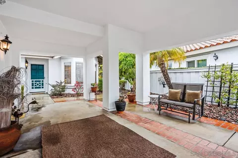 4539 Cordoba Way, Oceanside, CA 92056 photo 4