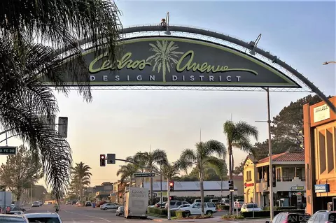 View/Area - 265 Hill St, Solana Beach, CA 92075 photo 5 of 6
