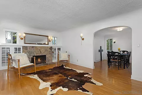 Living - 265 Hill St, Solana Beach, CA 92075 photo 4 of 4