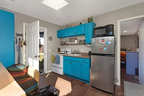 Kitchen - 265 Hill St, Solana Beach, CA 92075 photo 5 of 5