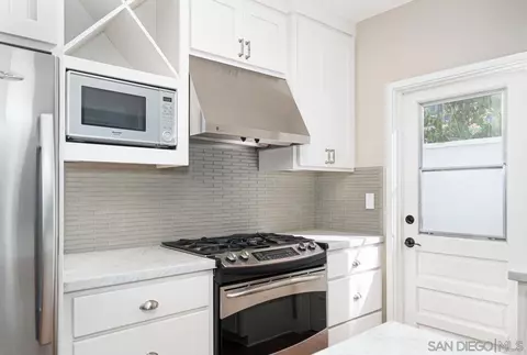 509 Pomona, Coronado, CA 92118 photo 18