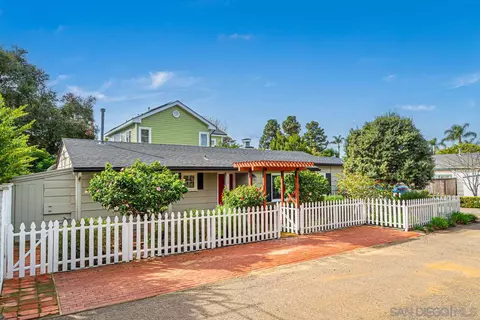 509 Pomona, Coronado, CA 92118 photo 3