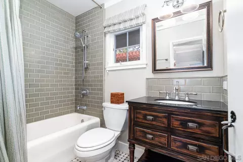 509 Pomona, Coronado, CA 92118 photo 26