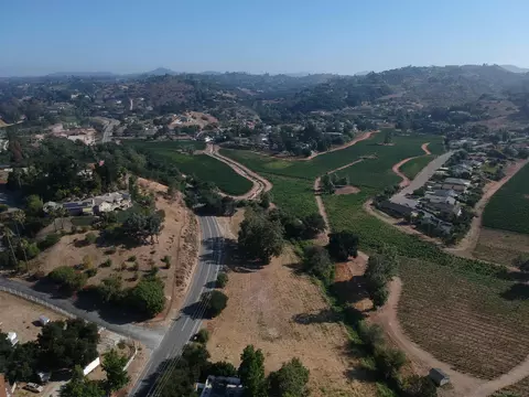 3404 Oak Clf #6, Fallbrook, CA 92028 photo 6