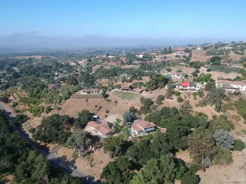 3404 Oak Clf #6, Fallbrook, CA 92028 photo 7
