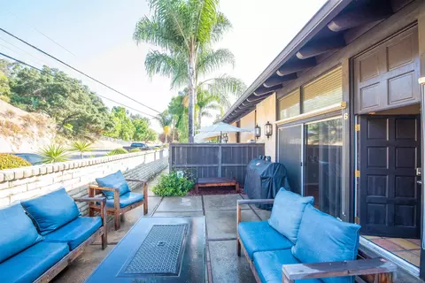 3404 Oak Clf #6, Fallbrook, CA 92028 photo 2