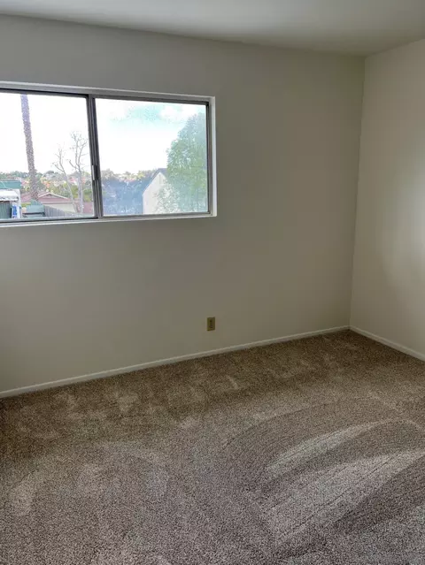 2018 Terracina Cir, Spring Valley, CA 91977 photo 16