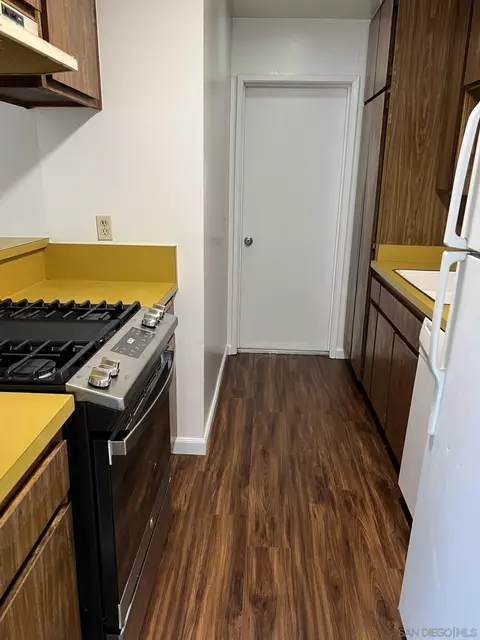 2018 Terracina Cir, Spring Valley, CA 91977 photo 5