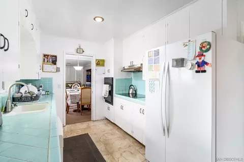 6602 Avenida Mirola, La Jolla, CA 92037 photo 57