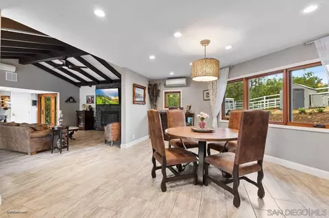 Dining - 15100 Vali Hai Rd, Poway, CA 92064 photo 1 of 3