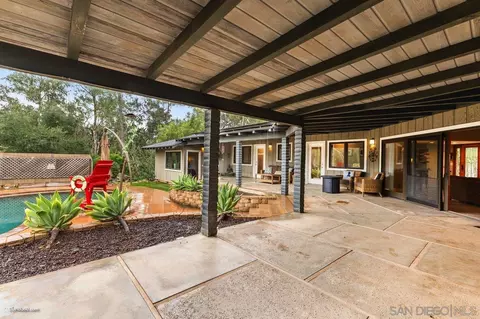 Exterior - 15100 Vali Hai Rd, Poway, CA 92064 photo 4 of 12