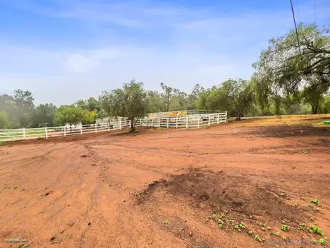 View/Area - 15100 Vali Hai Rd, Poway, CA 92064 photo 1 of 1