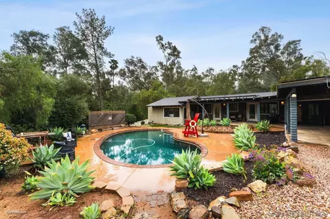Exterior - 15100 Vali Hai Rd, Poway, CA 92064 photo 5 of 12
