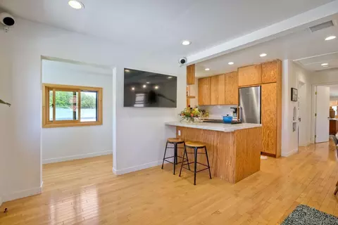 939 Olive Ave, Coronado, CA 92118 photo 2