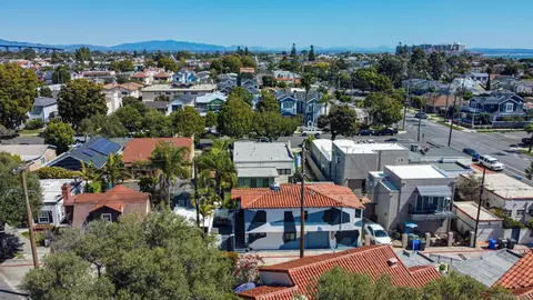 939 Olive Ave, Coronado, CA 92118 photo 28