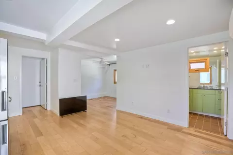 939 Olive Ave, Coronado, CA 92118 photo 15