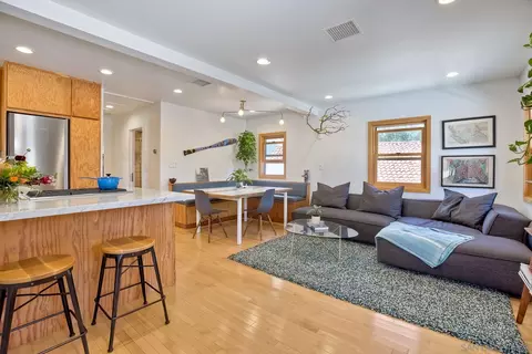 939 Olive Ave, Coronado, CA 92118
