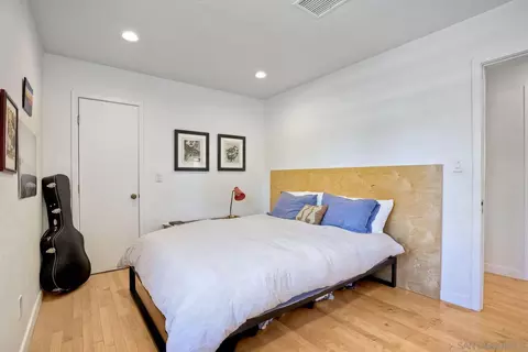 939 Olive Ave, Coronado, CA 92118 photo 8