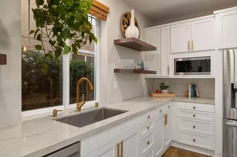 Kitchen - 3176 Corte Tradicion, Carlsbad, CA 92009 photo 3 of 5