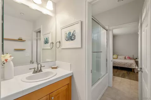 Bath - 3176 Corte Tradicion, Carlsbad, CA 92009 photo 3 of 6