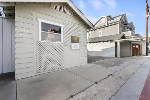 Exterior - 961 E Ave, Coronado, CA 92118 photo 10 of 10