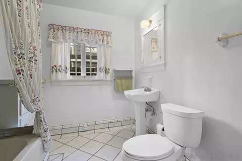 Bath - 961 E Ave, Coronado, CA 92118 photo 1 of 5