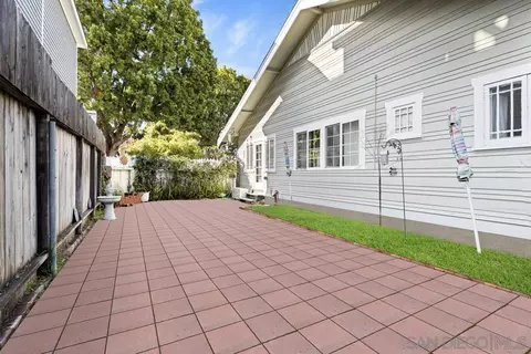 Exterior - 961 E Ave, Coronado, CA 92118 photo 4 of 10